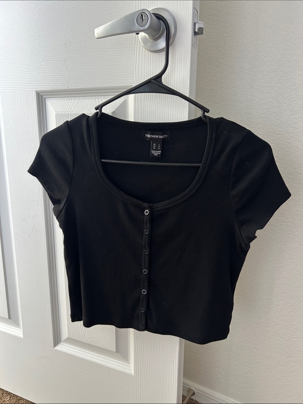 Streetwear Society Black Ribbed Button-Front Crop Tee